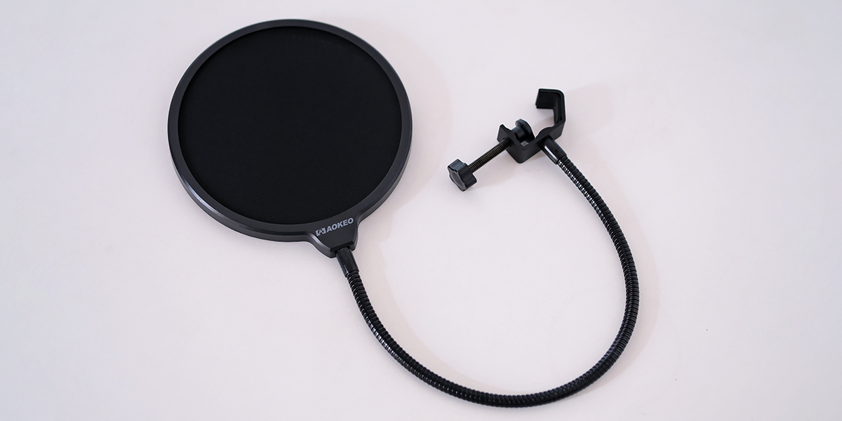 when should you use a microphone pop filter